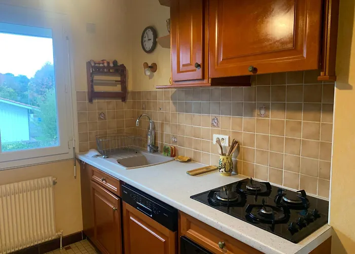 Semesterbostad Maison En Face De La Ares